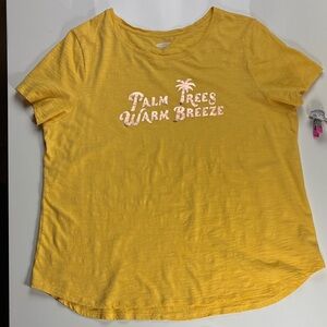 Old Navy Yellow Palm Trees Tee